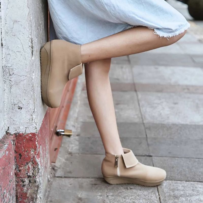 sepatu boots wanita//sepatu boots korea//sepatu boots cewek//sepatu boot wanita//boots korea