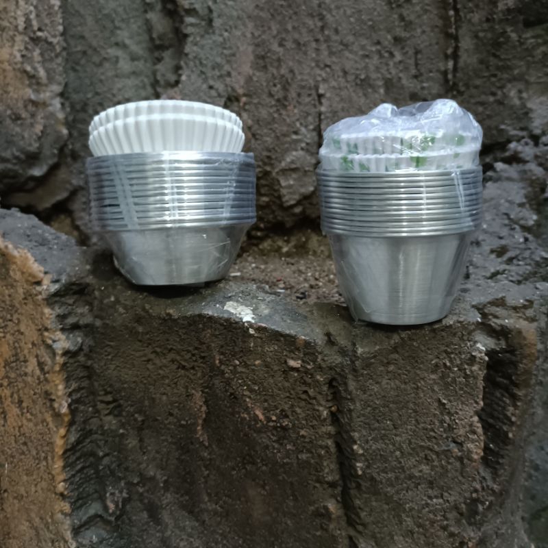 Cetakan Bolu Kukus Apem/Muffin Aluminium 12pcs + kertas cupcake 2blok