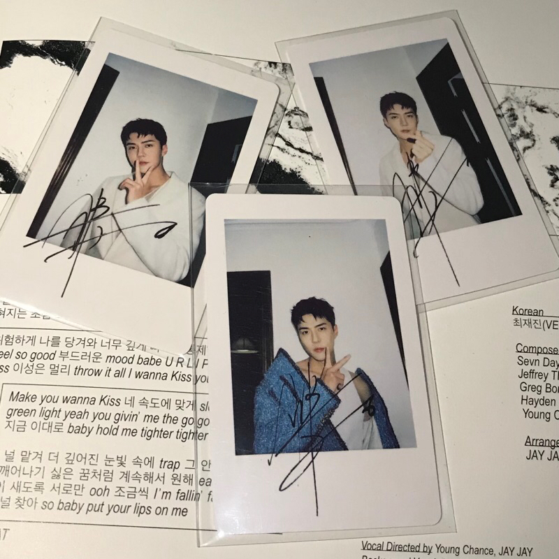Polaroid Majalah Magazine Sehun Spotlight