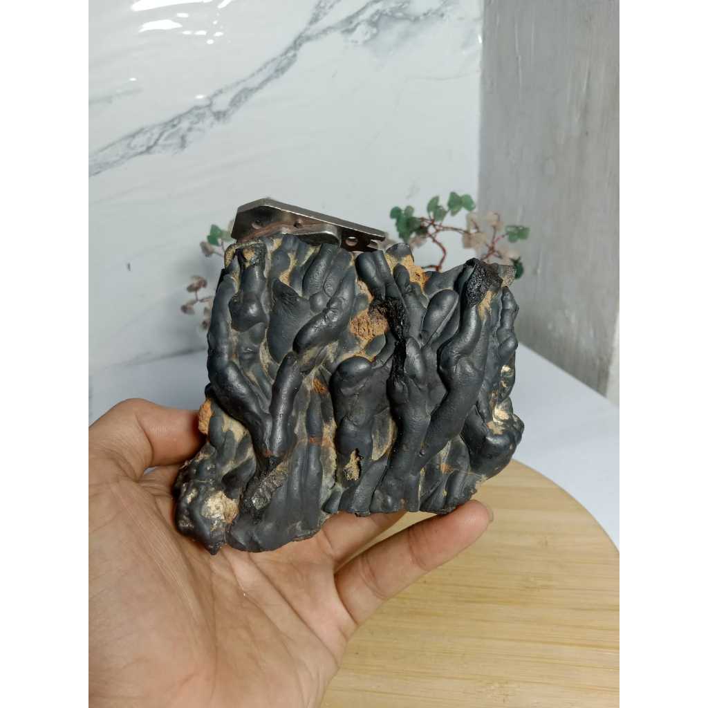 Rough Natural Pure Leklai Hematite (11)