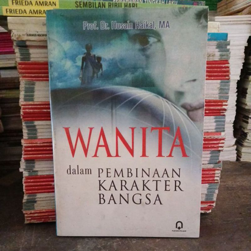 Wanita dalam pembinaan karakter bangsa.  cr14