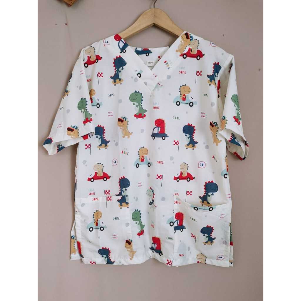 Baju jaga dokter / Baju perawat / Baju KoAs motif karakter