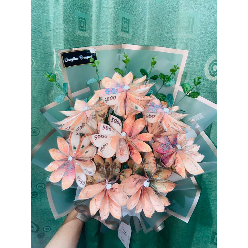 

bouquet money,snack,bunga,boneka