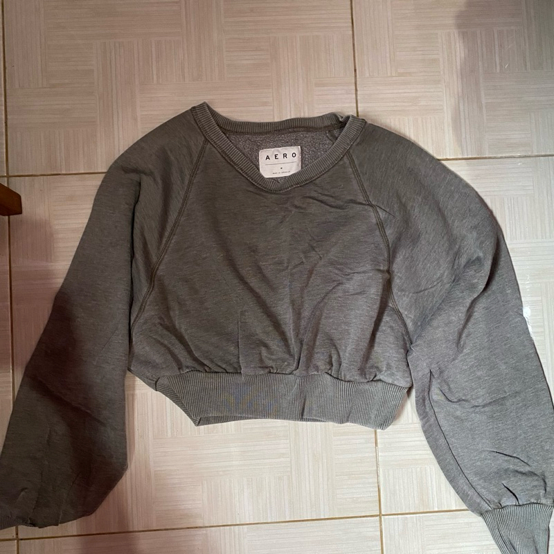 Preloved Crop Sweater Crop Top Basic Sweater Sweatshirt H&M Aero