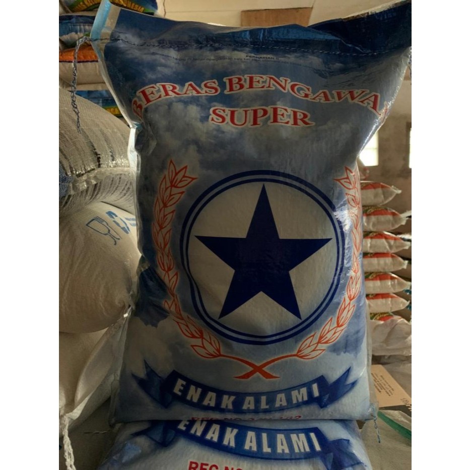 

BERAS SUPER PREMIUM 10 KG BINTANG BIRU