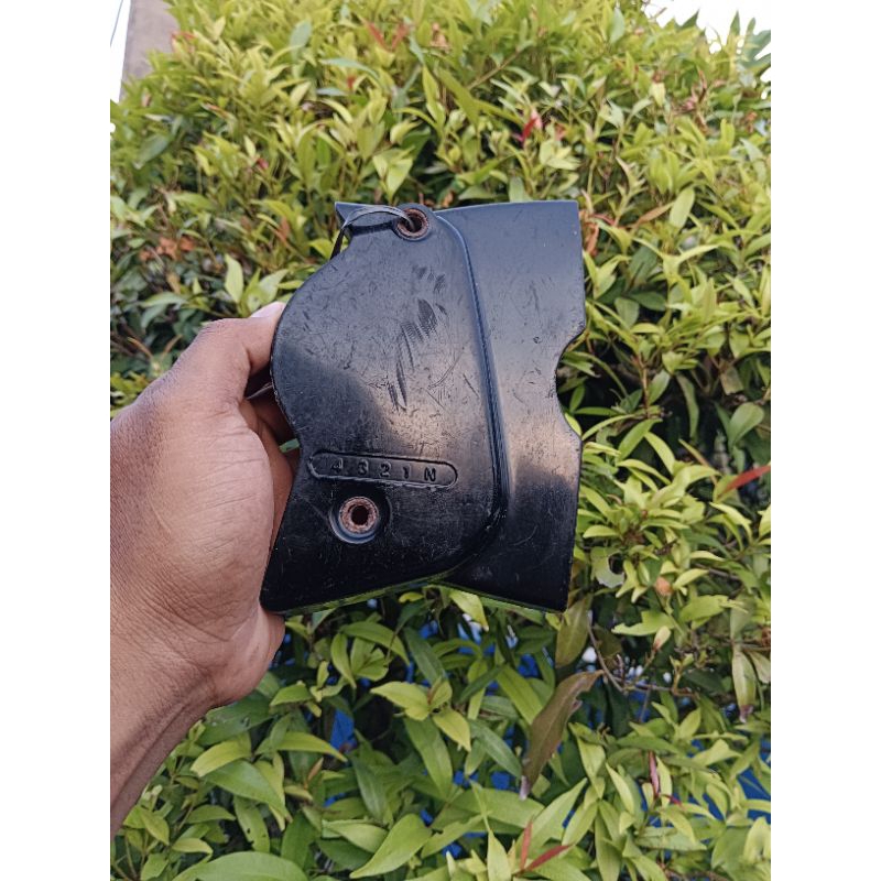 Tutup gear depan yamaha crypton