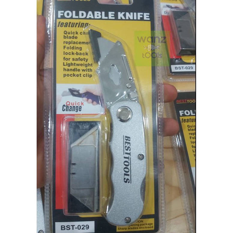 

KODE R7Q Pisau Cutter Lipat Serbaguna Foldable Knife Utility Cardboard