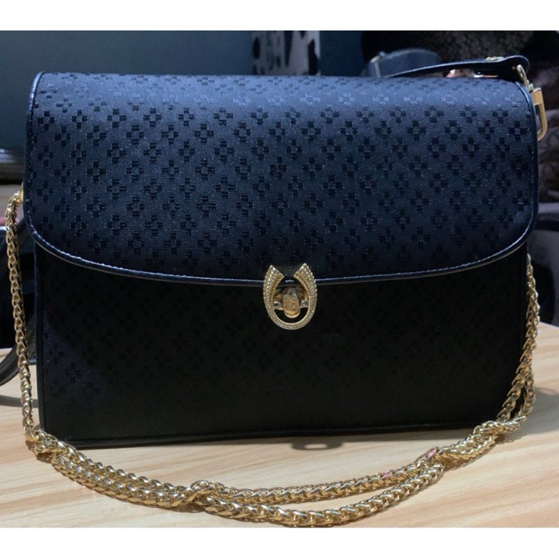 Shoulder Bag Esquire