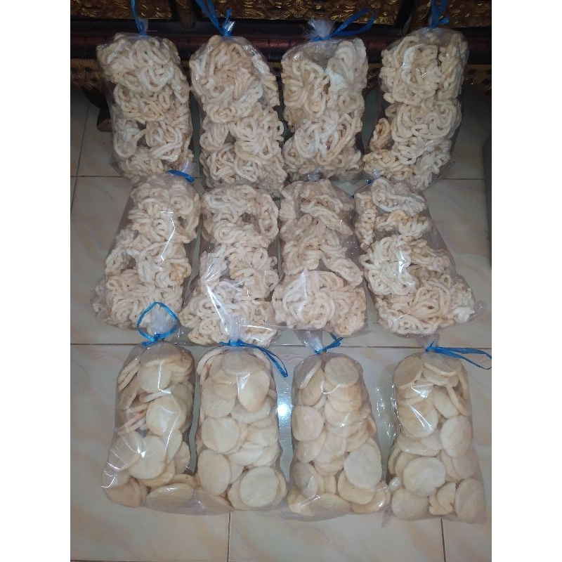 

Kerupuk Kemplang Meranjat