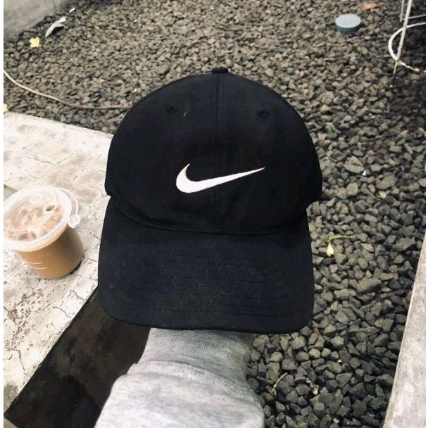 NIKE VINTAGE EMBOS /Topi Nike /Topi Vintage /Nike90s