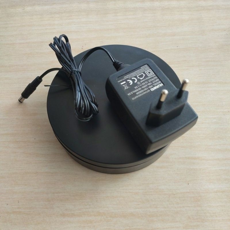 adaptor huawei 12v 1.5A