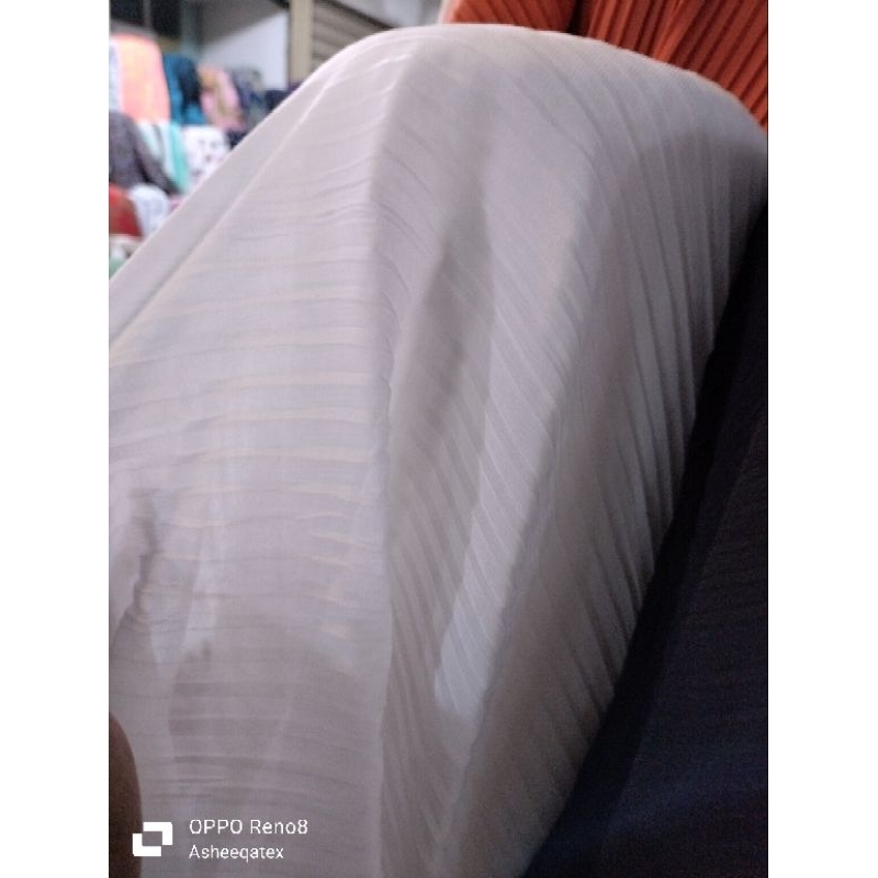 bahan plisket seruti plos meter 05