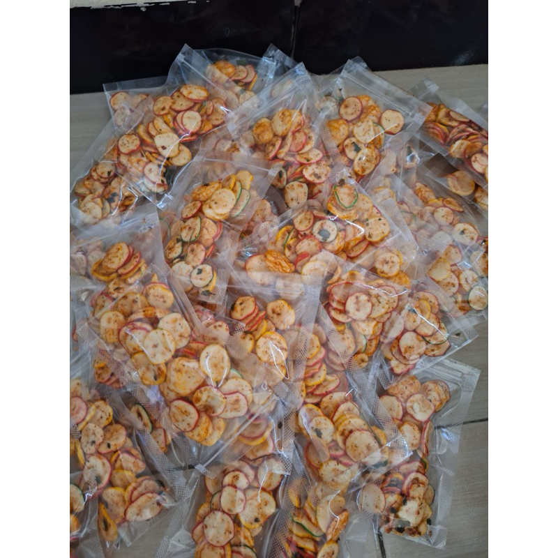 

Kerupuk Seblak Pedas