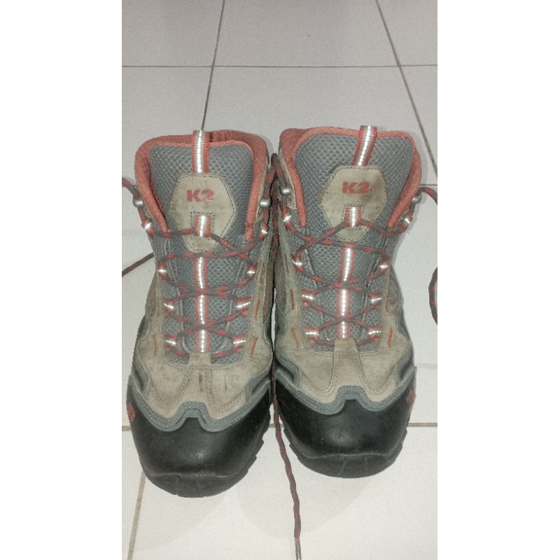 Sepatu Gunung Outdoor Safety Second