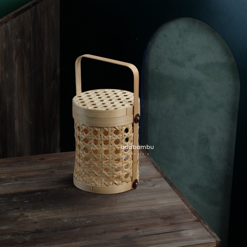 

Kotak bambu tabung / Box tabung / kotak hampers / kotak hadiah