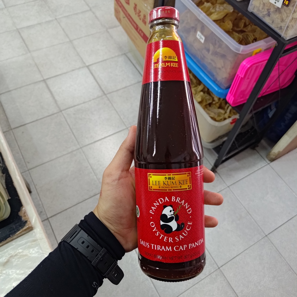 

Saus Tiram Lee Kum Kee 770ml / Saos Tiram Lee Kum Kee / Saus Tiram Panda / Oyster Sauce