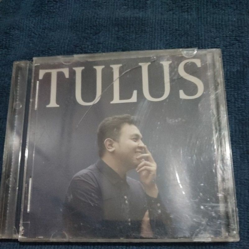 CD TULUS - GAJAH