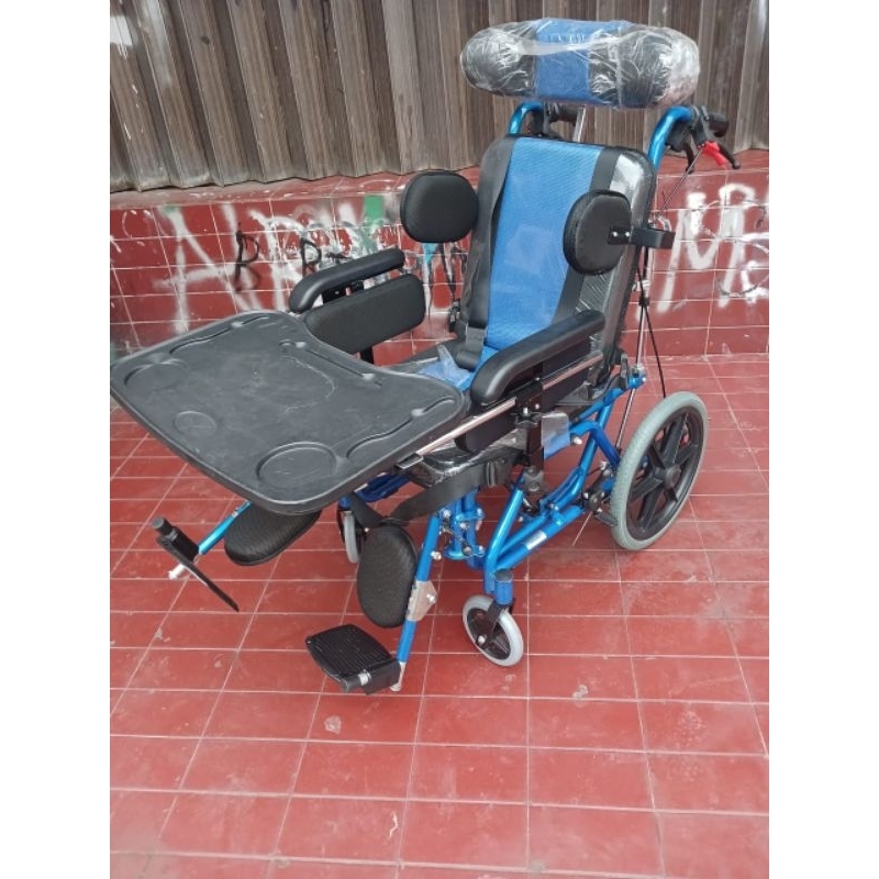 kursi roda cilebral palsy cp/kursi roda anak2 cp