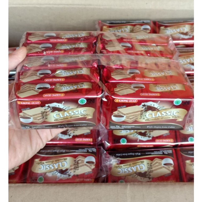 

agen distributor makanan ringan wafer khong guan classic chocolate cream wafer renceng pack murah