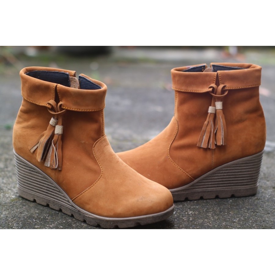sepatu boot sepatu boots kulit sapi resleting samping cuero wedges tan terbaru