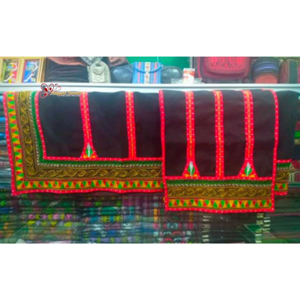 Kain Bordiran khas Aceh Tenggara