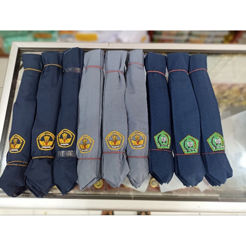 Dasi SMA, SMP, MTs Famatek