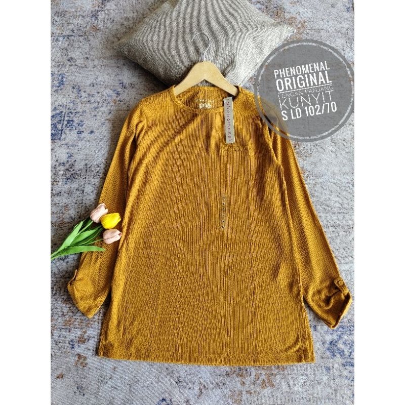 Phenomenal Lengan Panjang