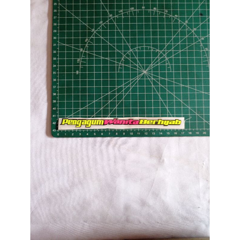 Stiker Helm Motor Pengagum Wanita Berhijab Cutting