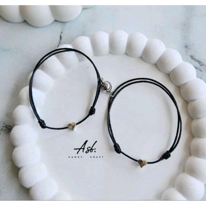 gelang couple love magnet ( hrg yg tertera untuk spasang gelang)
