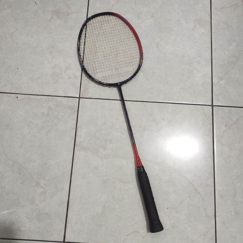 Raket Yonex Astrox 77 tour