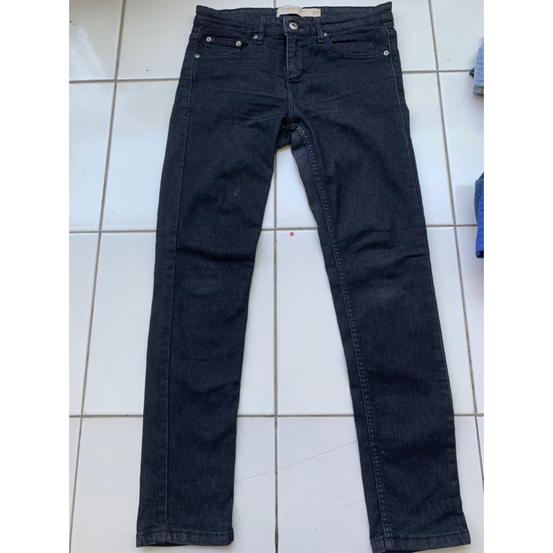 Celana jeans hitam dewasa size 30 connexion