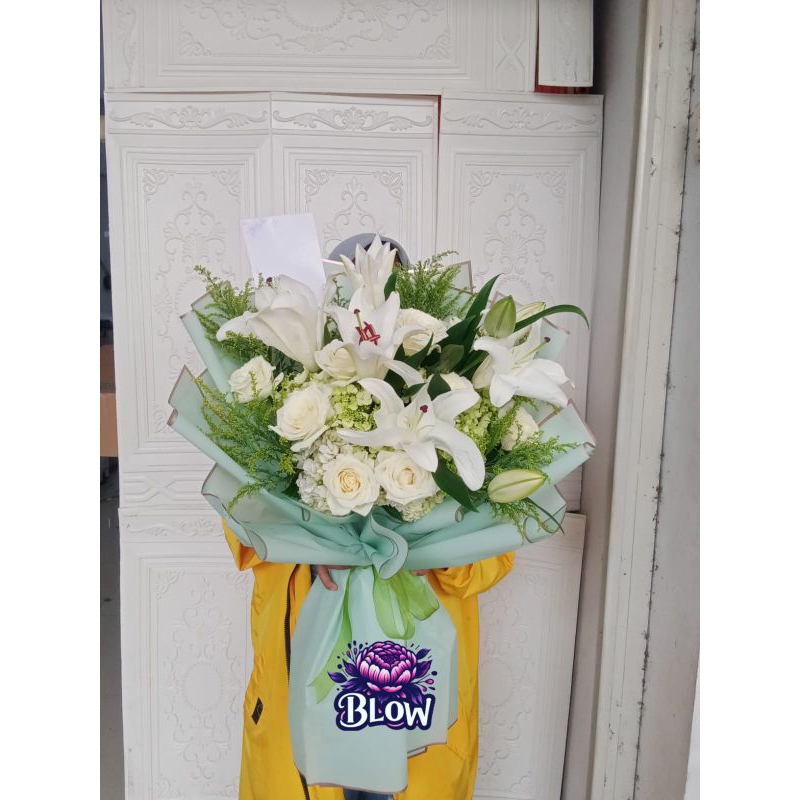 Buket Bunga Asli Bunga Lily + Bunga Mawar