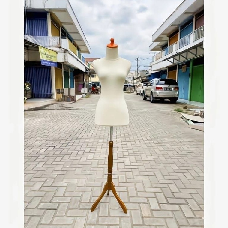KODE K47L Dm kream  DM hitam  display kebaya  display gamis  manekin setengah badan  patung setengah