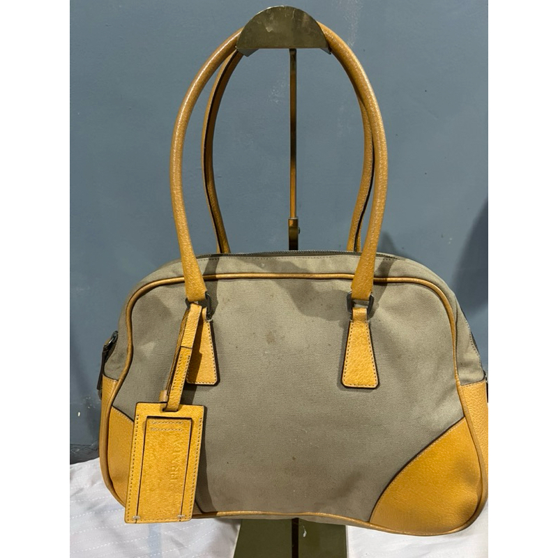 Tas Prada Authentic Preloved
