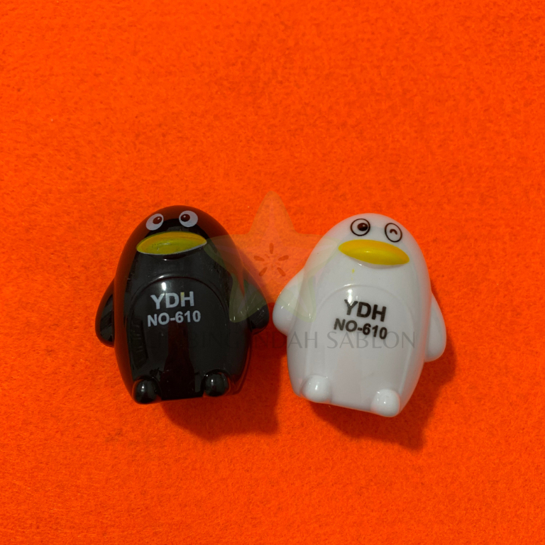 

Serutan Bentuk Penguin SATUAN Warna Warni Rautan Pinguin Orotan Peralatan Perlengkapan Sekolah SD SMP SMA Office ATK Alat Tulis Kantor Lucu Cute Pengu Kualitas Terbaik Harga Termurah Awet Pencil Sharpener Blimbing Indah Sablon Malang