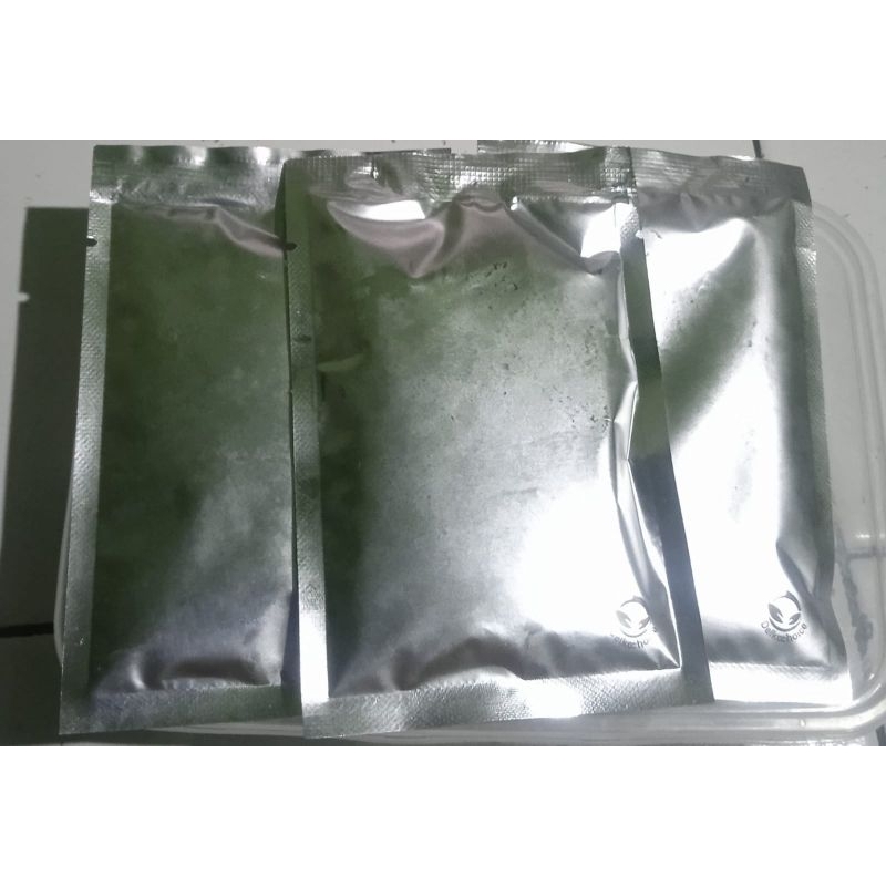 

SUSU KAMBING 70% 20 GRAM SASET