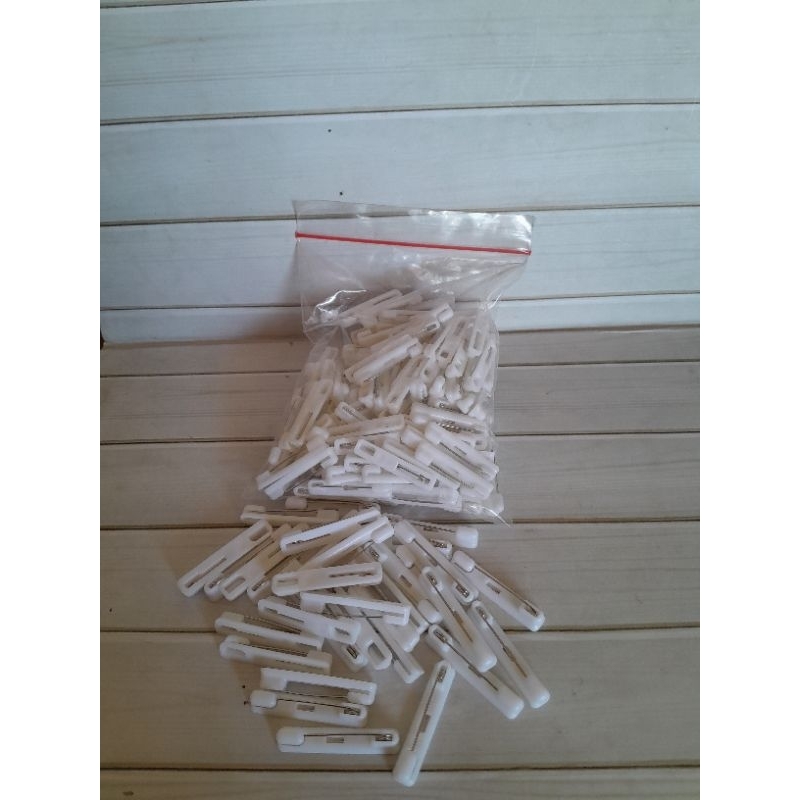 

Jual Peniti Name Tag