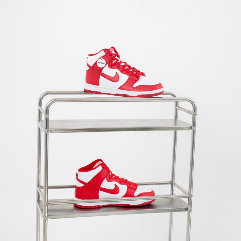 Nike Dunk High Unviersity Red