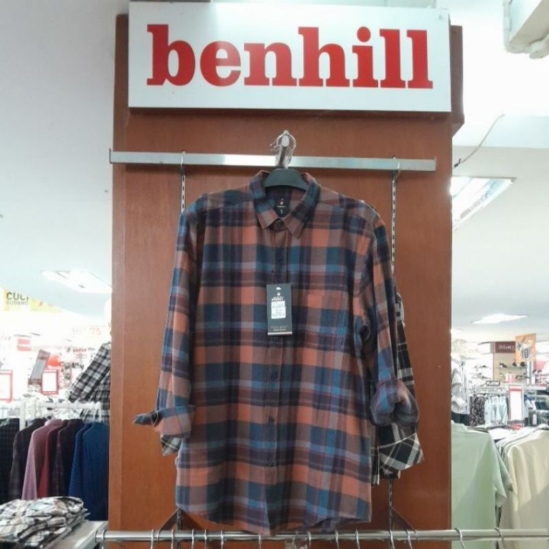 Kemeja Benhill