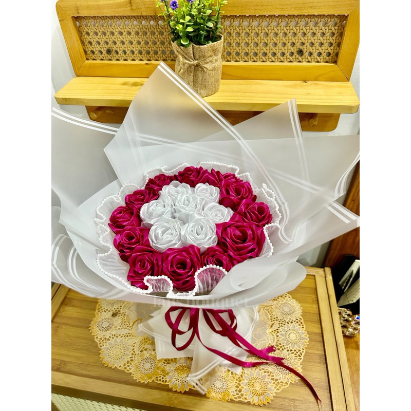 

buket bunga pita satin