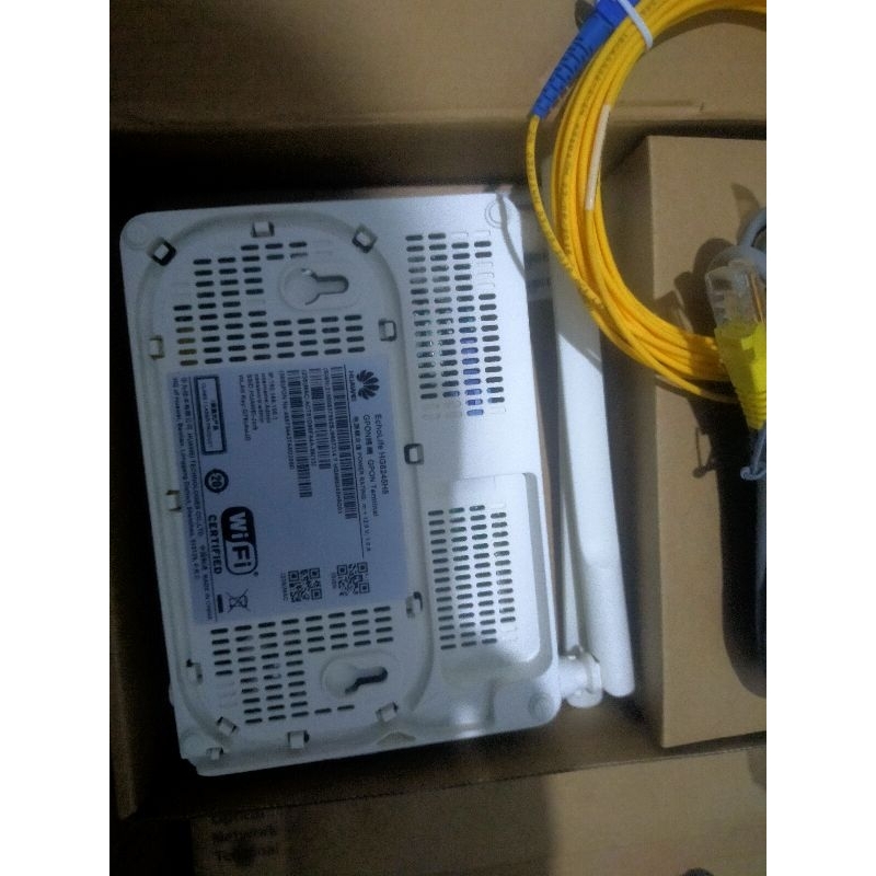 NEW LIKE MODEM HUAWEI HG8245H5