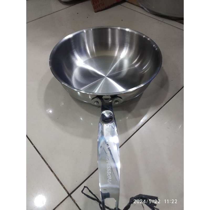 sauce pan, fry pan, wok pan stainless steel tebal supra 26 cm