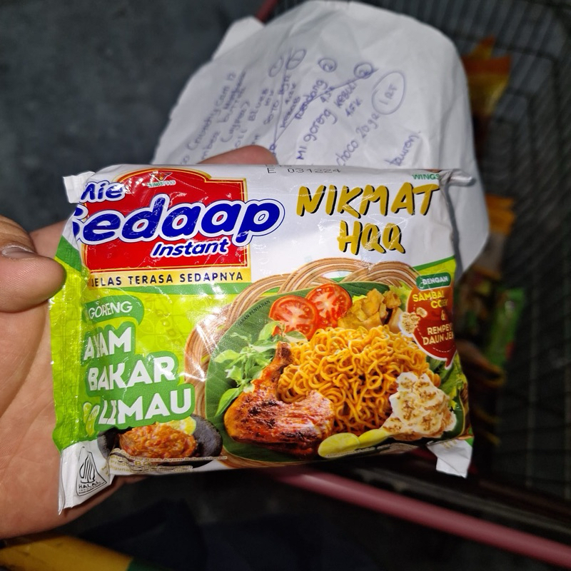 

Mie sedaap goreng ayam bakar limau 89gram