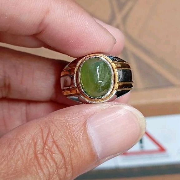 Cincin batu permata natural green sapphire + memo GLI