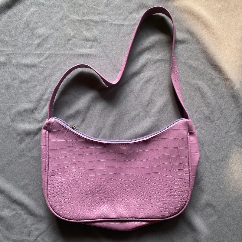 preloved TAS selempang lilac