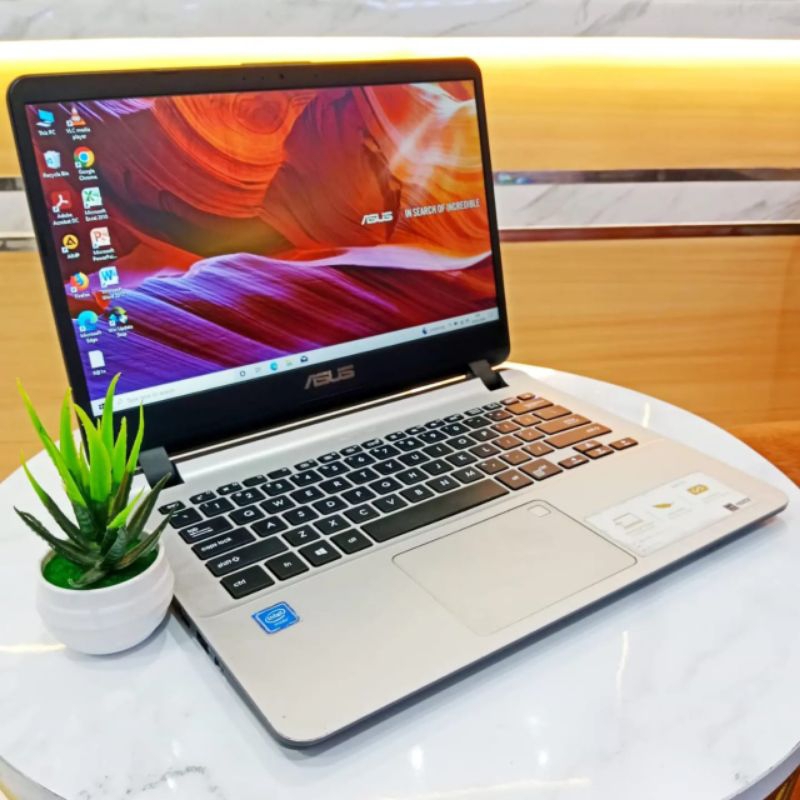 Asus vivobook X407ma