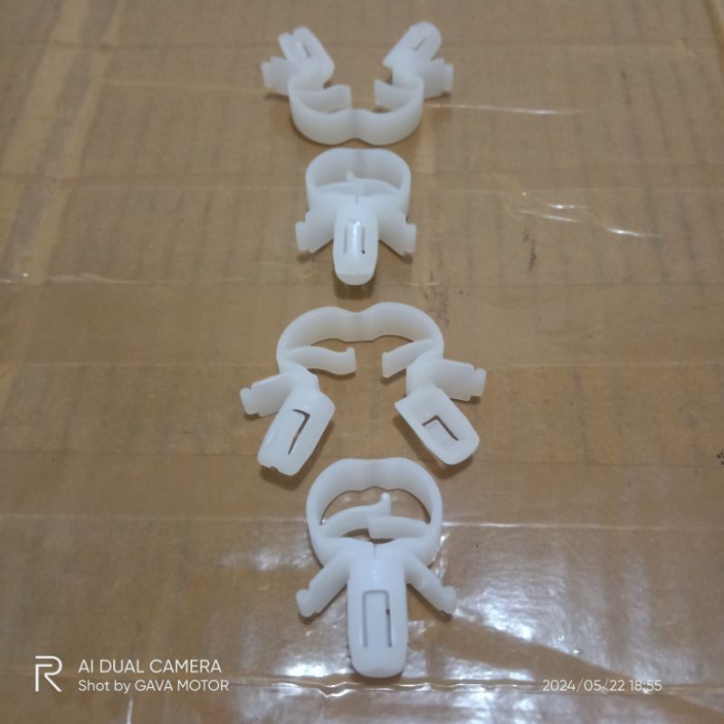 kancing klip kabel penahan pipa rem mobil ukuran kecil 1pcs