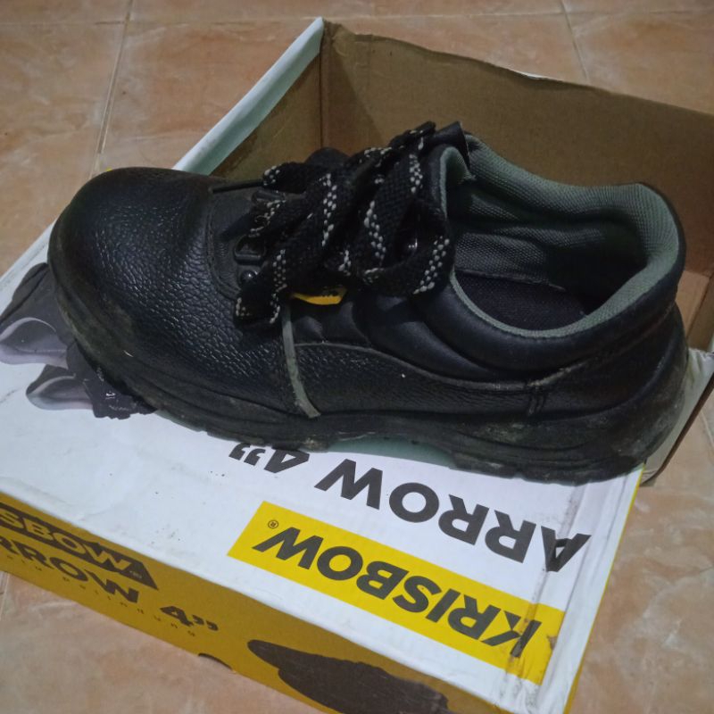 Sepatu Safety Krisbow Arrow 4"