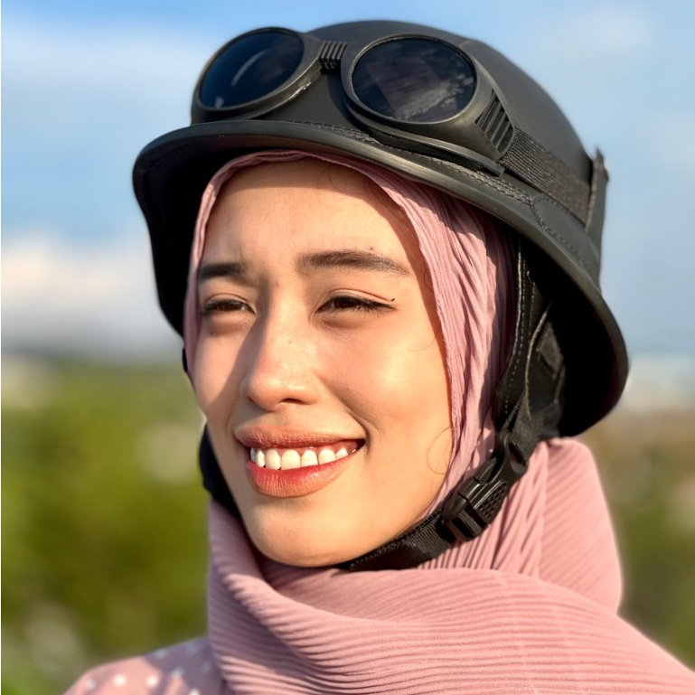 Helm Retro Tentara Dewasa Klasik Kacamata