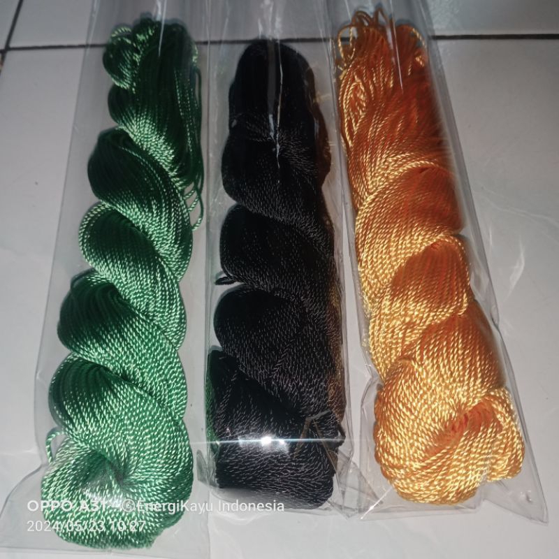 Tali / benang manik tasbih gelang nilon